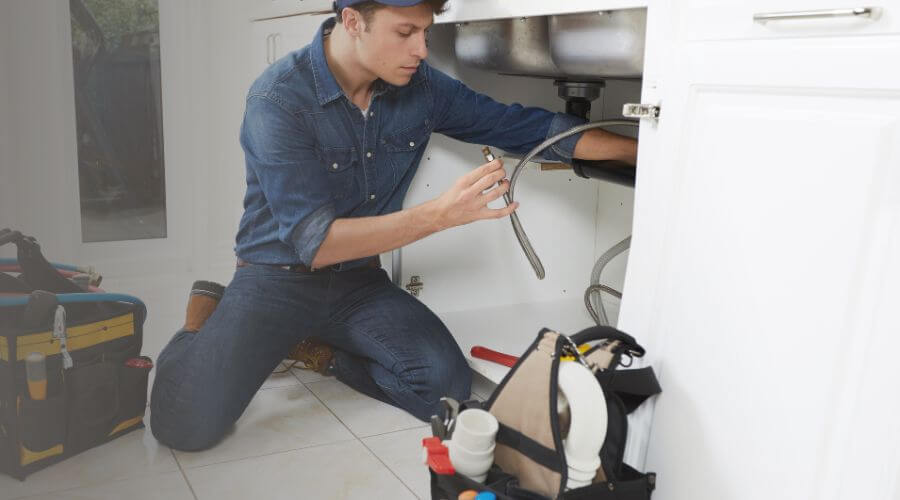 Local tankless water heater installation in Creal Springs, IL